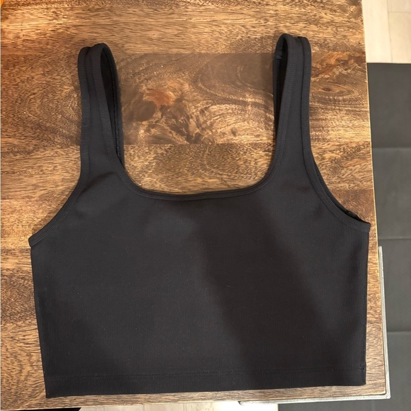 Like New TNAction Ribbed Crop Tank Rib - Picture 2 of 5